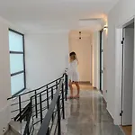 Ada * Μαρμαρίς